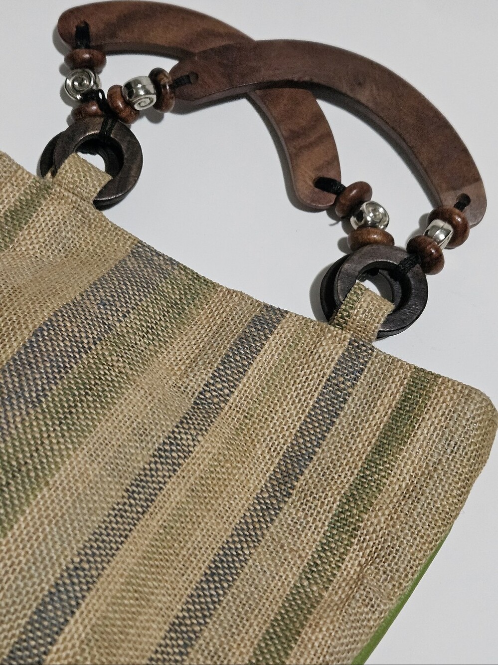 Summer Tote With Wooden Handlebars